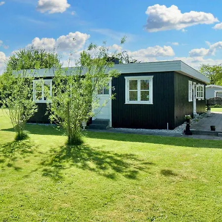 6 Person Holiday In